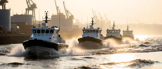 Рекордная скорость: КМЗ досрочно закрыл масштабный контракт на поставку амфибий для МЧС