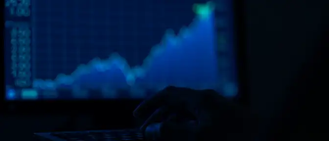 Валютный шторм в ожидании: почему планы Минфина по закупкам валюты давят на рубль