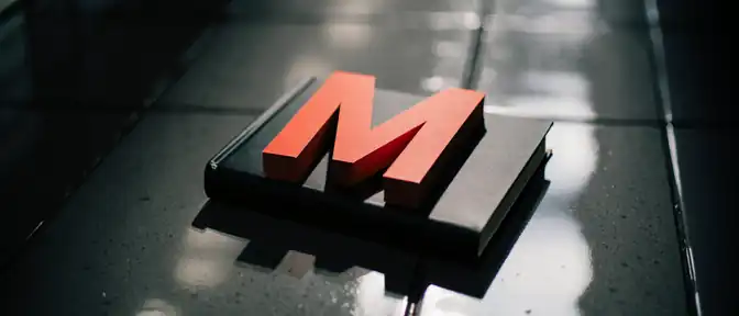 Битва за букву «М»: суд встал на сторону «Литреса» в споре с Московским метрополитеном