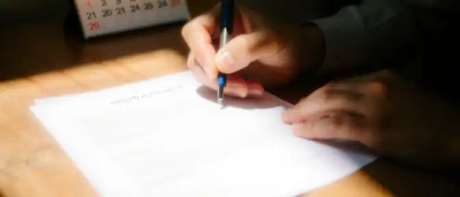 С августа самозанятые в России начнут получать первые страховые выплаты по болезни